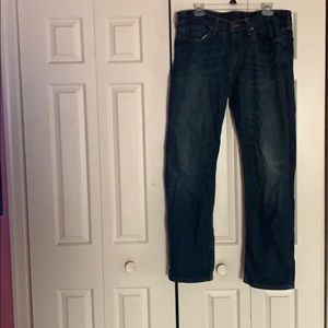 Men’s mid wash Levi’s
